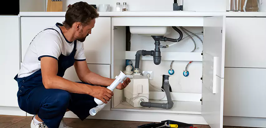 Plumbers for Frozen Pipes in Manhattan